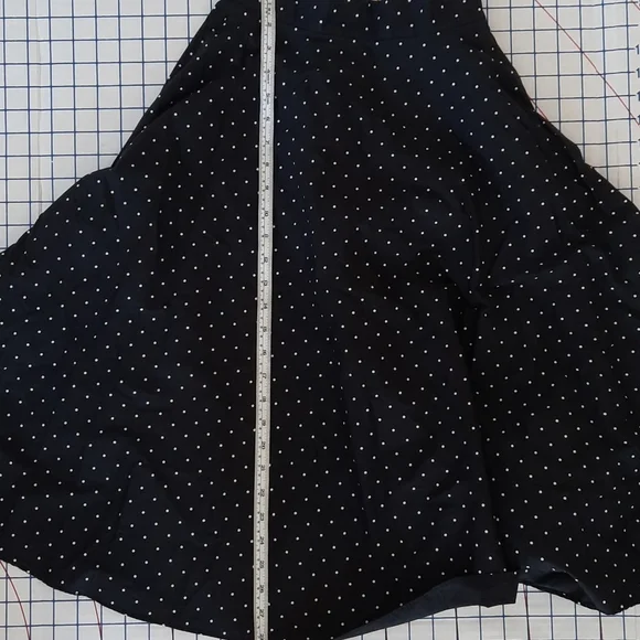 UNIQLO Polka Dot Circle Skirt - Picture 6 of 6